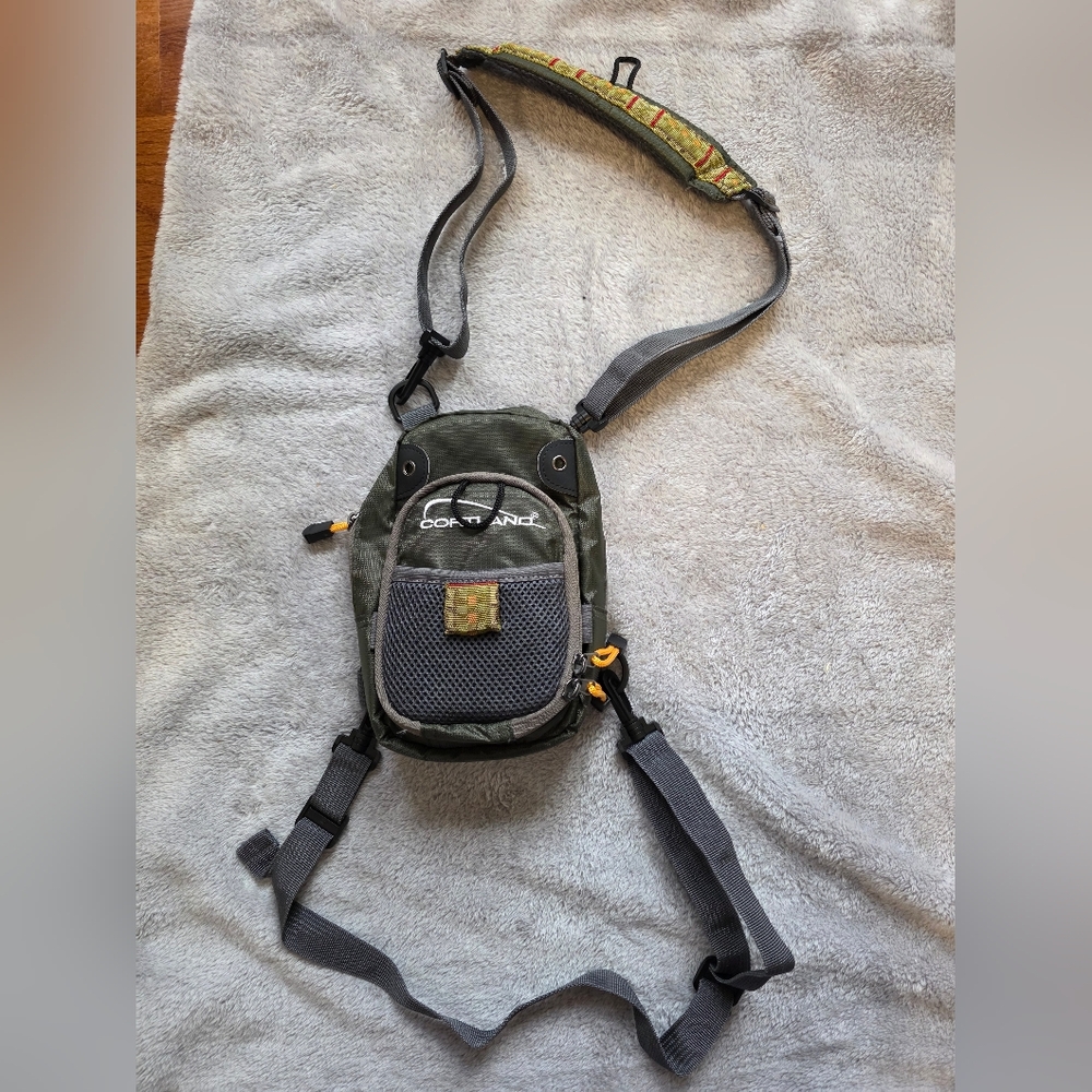 Cortland Chest Pack Fishing Bag - Picture 2 of 6